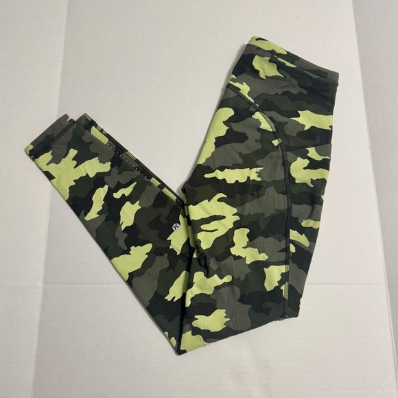 lululemon athletica Pants - Lululemon Athletica Camouflage Performance Leggings Green Black